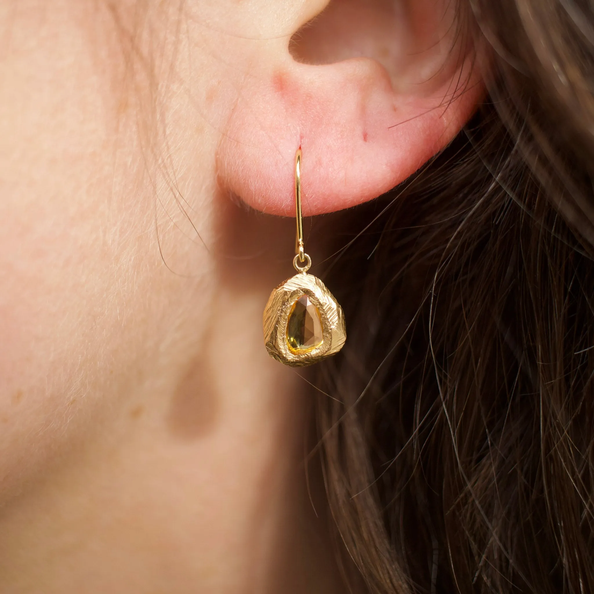 18K Freeform Drop Earring in Yellow Sapphire
