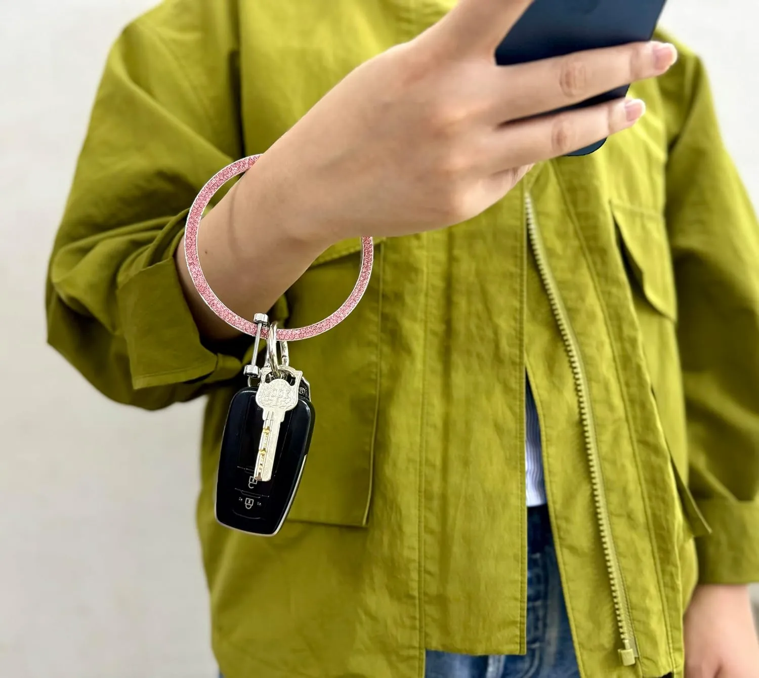 Bling Car Keychain Rhinestones Bangle Key Ring Bracelet with Metal Key Holder Wristlet for Women