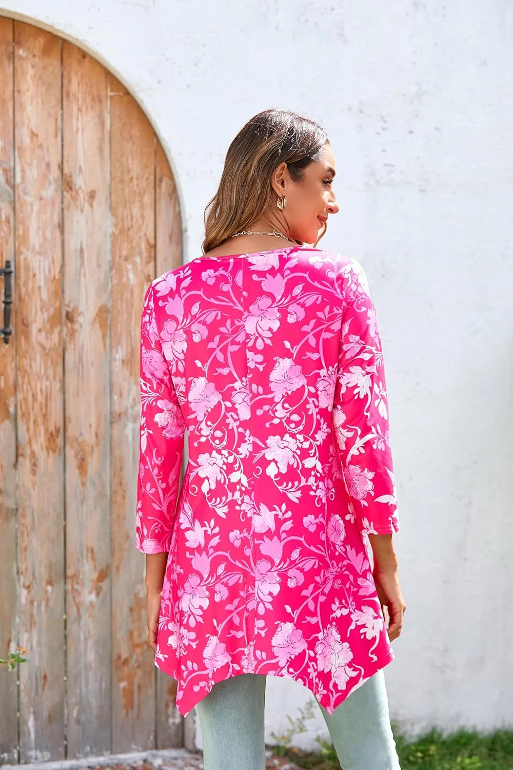 ENMAIN Tunic Tops for Women 3/4 Sleeve Plus Size Women's Tunics Loose Fit Floral Swing Flare Ladies Blouse for Leggings