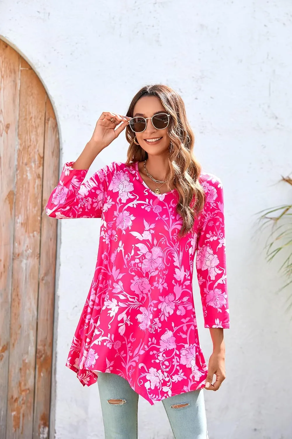 ENMAIN Tunic Tops for Women 3/4 Sleeve Plus Size Women's Tunics Loose Fit Floral Swing Flare Ladies Blouse for Leggings