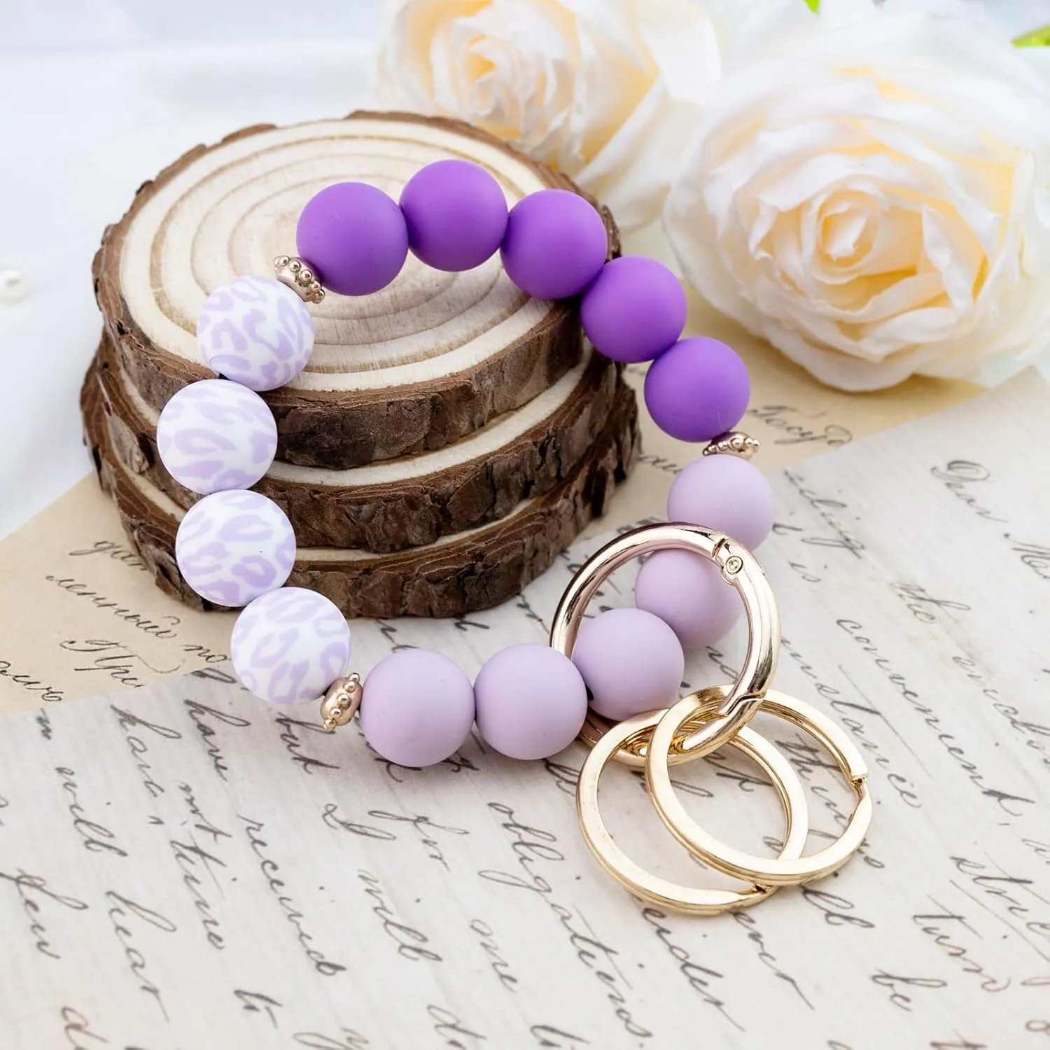 igvean Cute Keychains for Women Beaded Wristlet Keychain Chirstmas Valentine's Day Gifts for Women Key rings for Car Keys