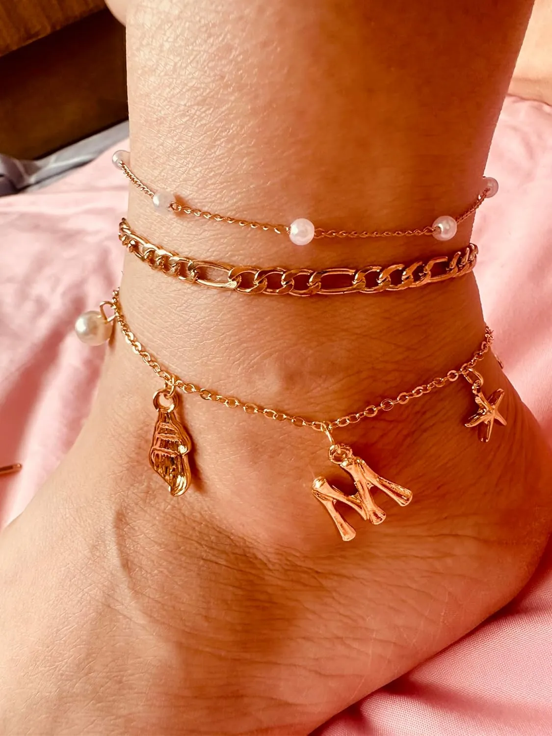 Initial Charm Anklets For Women Shell Letter Anklets Set Gold Charms Pendant Boho Summer Seashell Beach 14k Jewelry for Women Gift