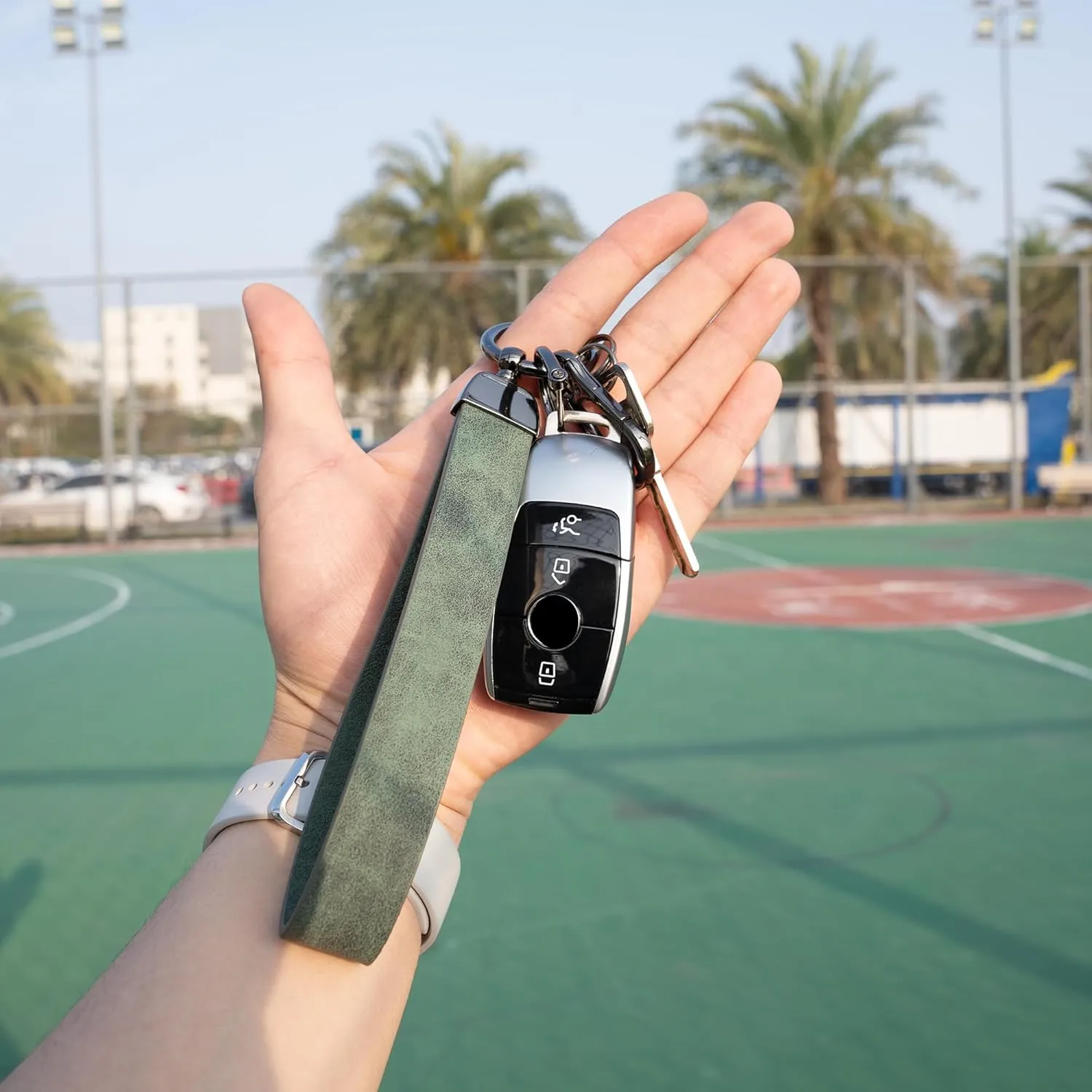 Leather Wristlet Keychain, 2 Key Rings, Anti-Lost D Ring, Keychain Clip