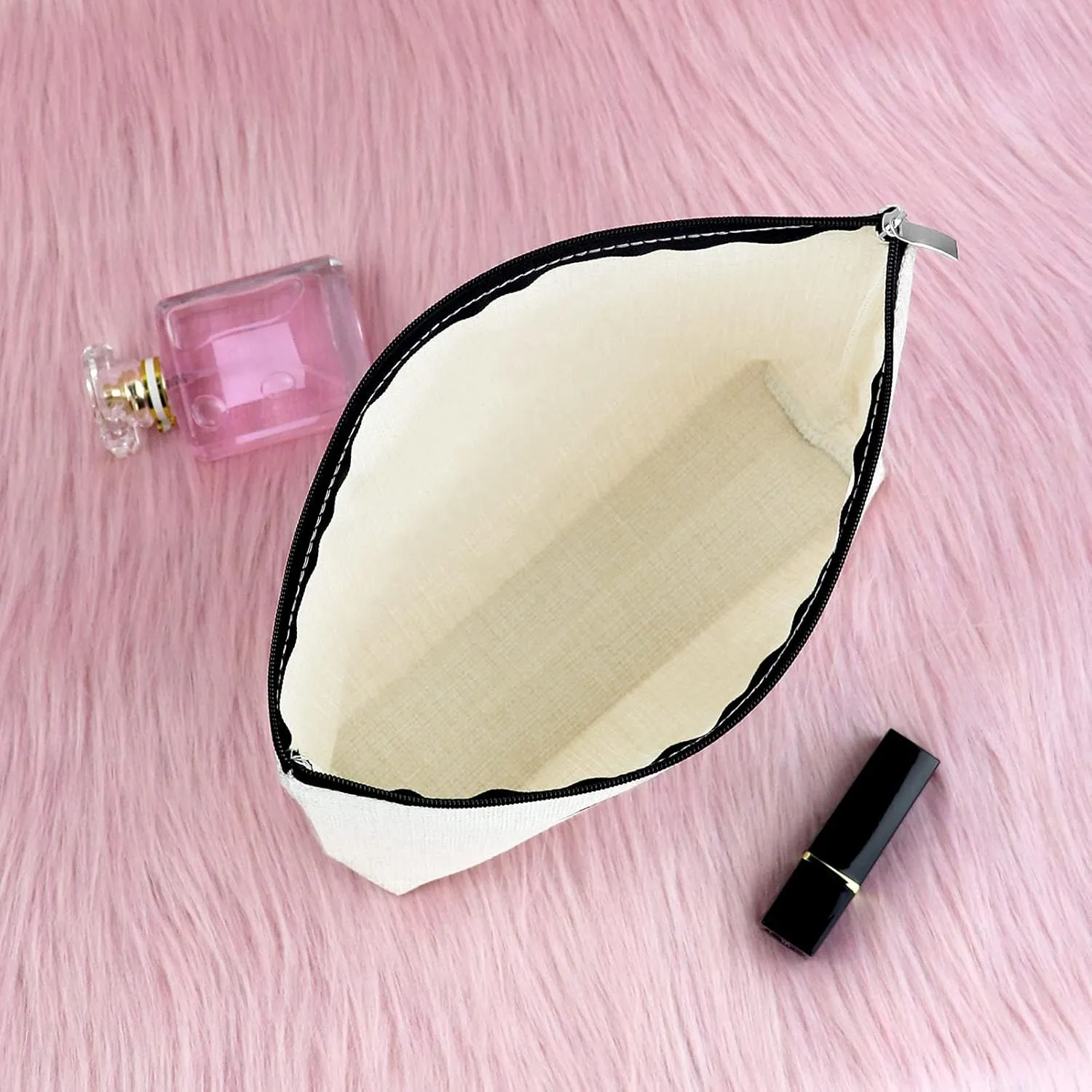 Squirrel Makeup Bag for Women Squirrel Lover Gift for Girls Daughter Friends Animal Lover Presents for Sister Cosmetic Bag Best Friend Anniversary Christmas Birthday Present Zipper Cosmetic Pouch