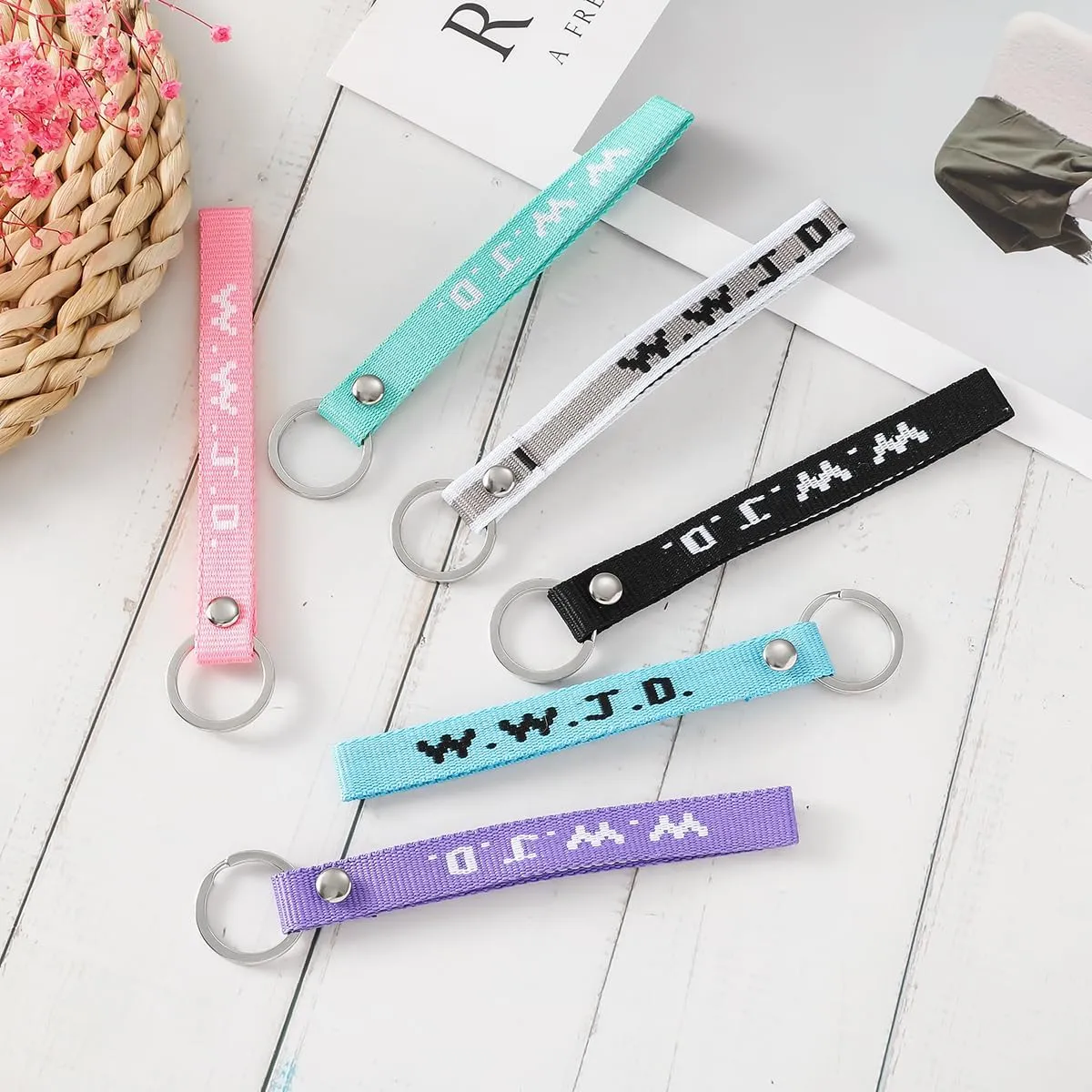 WWJD Keychain Wristlet Car Key Chain Key Rings Holder Accessories for Women Girls Purse Handbags Backpack School Bag